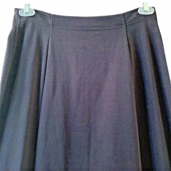 LizSport Stretch A-Line Black Skirt Gold Buttons Sz 10 Flared Knee Length - Picture 6 of 10